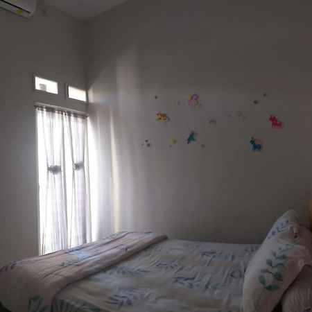 Villa Oemah Arma Rinjani 2 à Batu  Extérieur photo