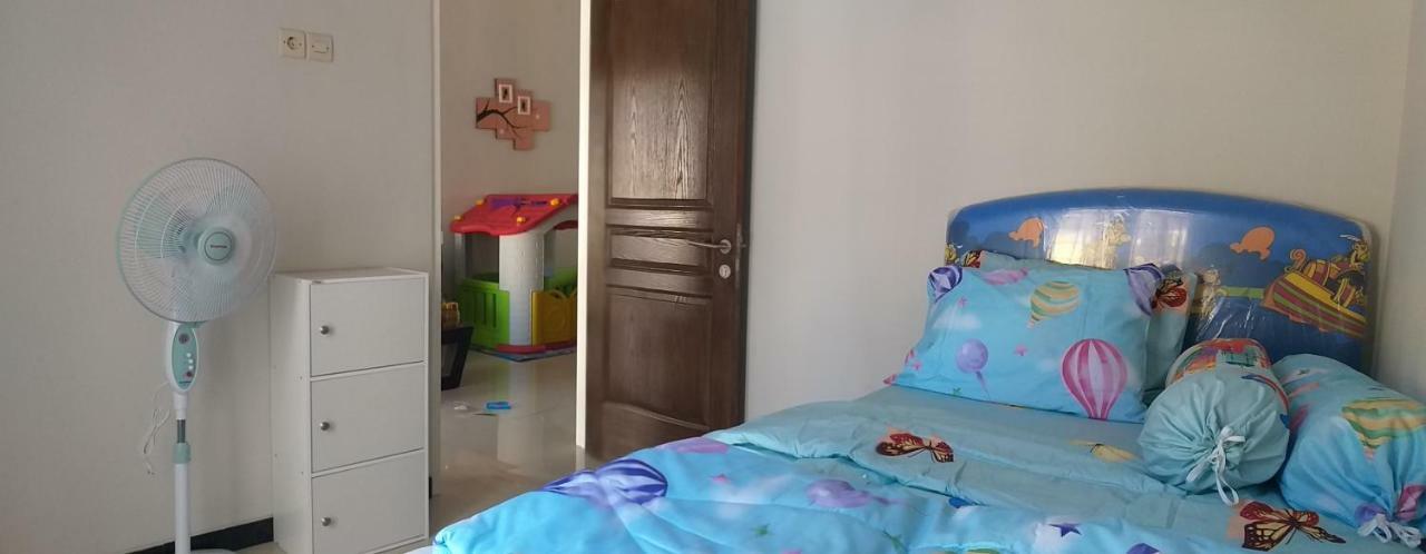 Villa Oemah Arma Rinjani 2 à Batu  Extérieur photo