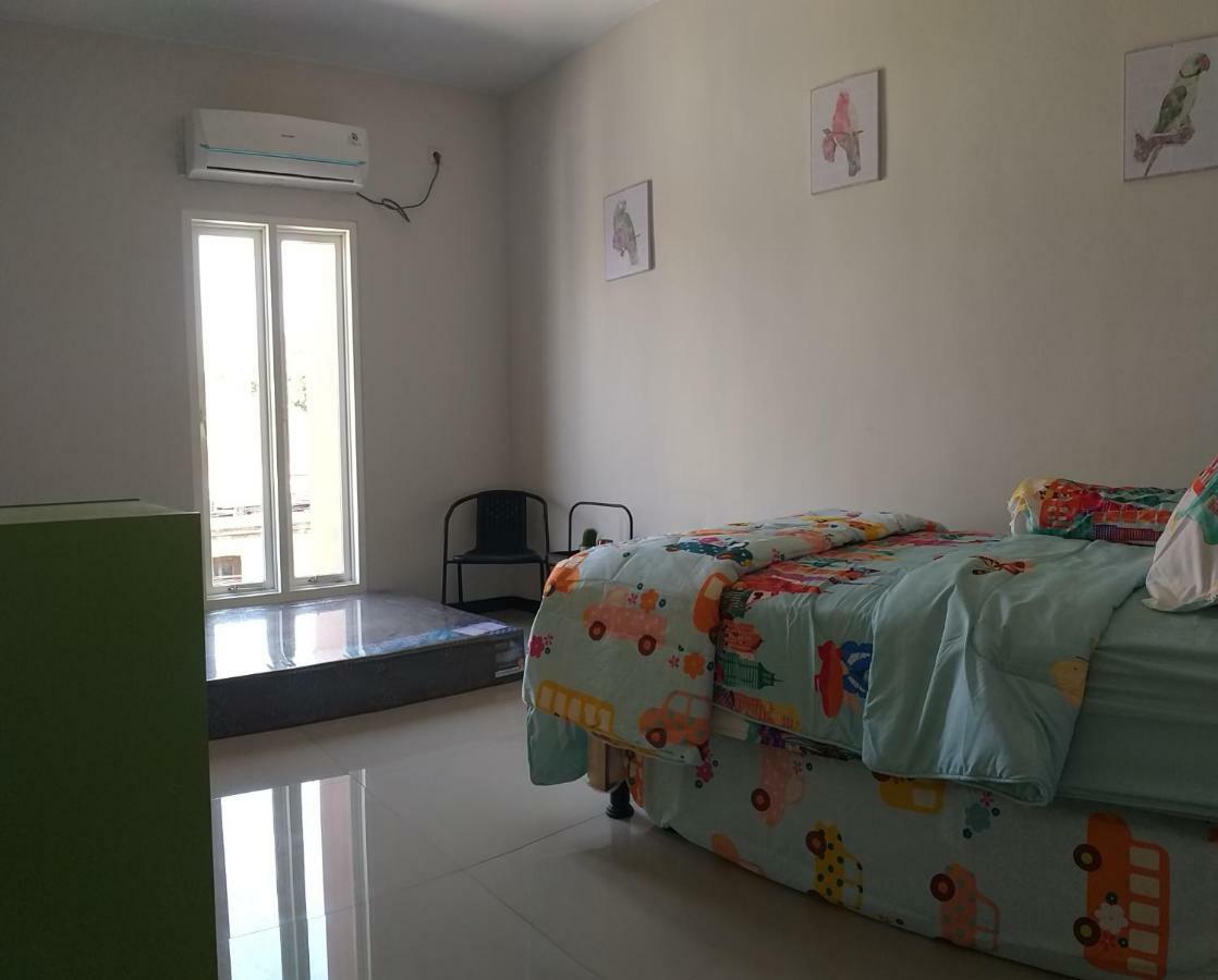 Villa Oemah Arma Rinjani 2 à Batu  Extérieur photo